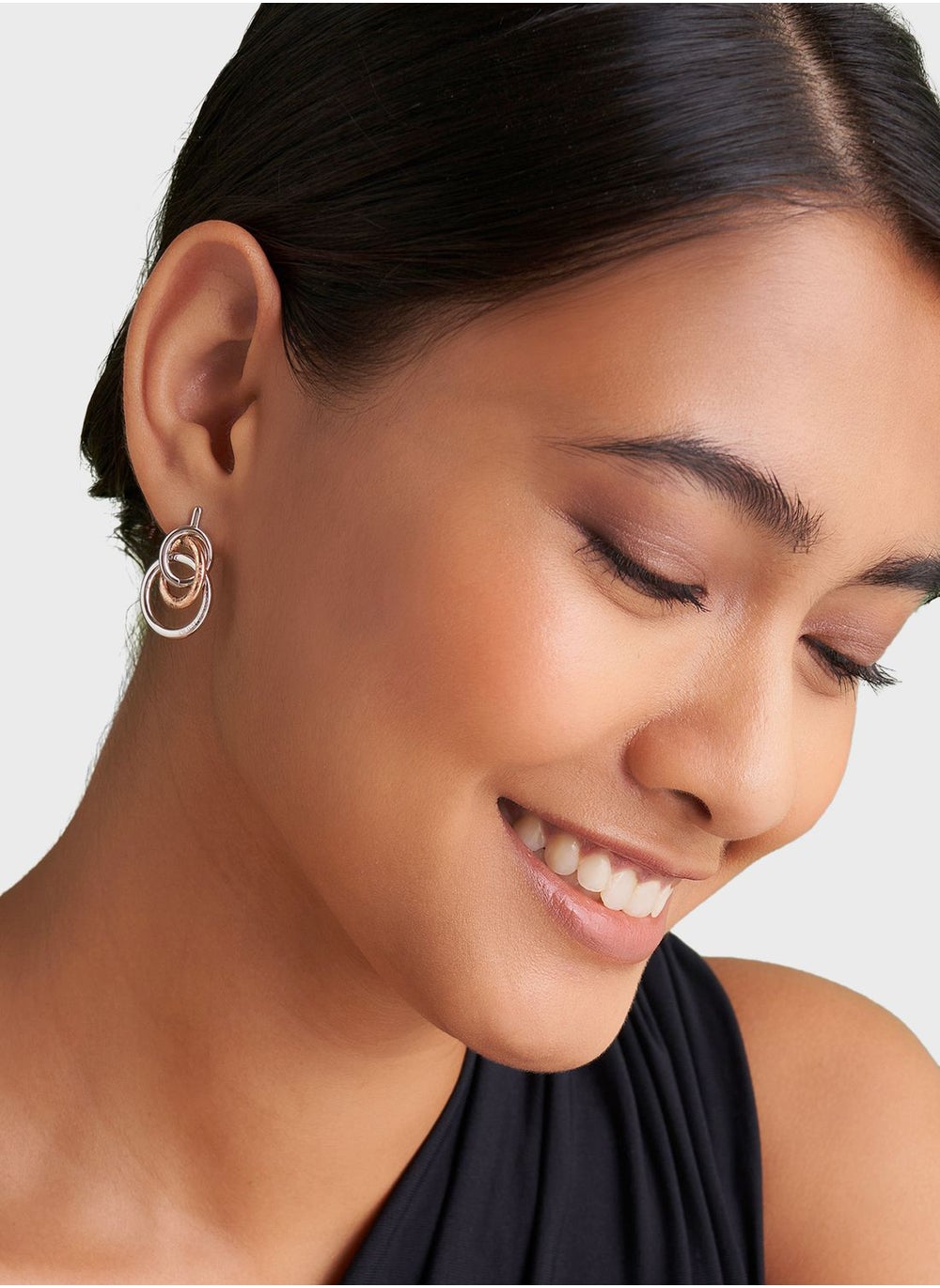 buy-olivia-burton-stainless-stud-earrings_18u