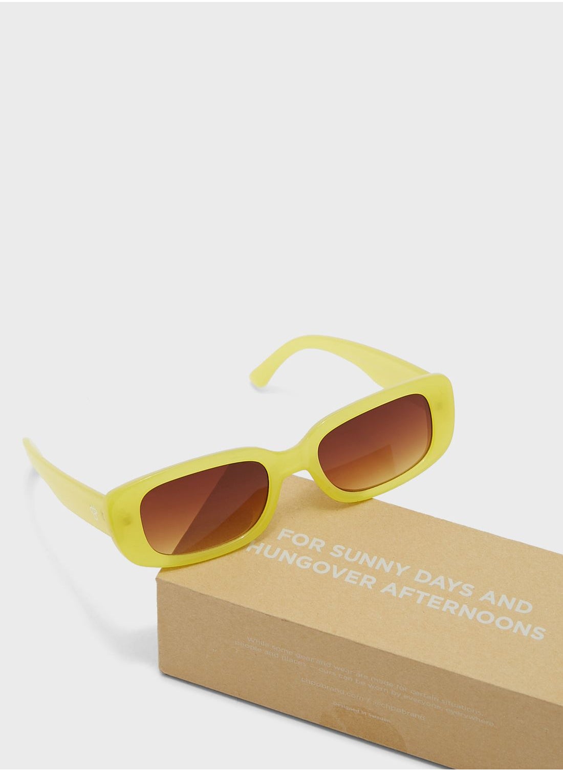buy-chpo-nicole-sustainable-sunglasses-made-of-100-recycled-materials_xdx