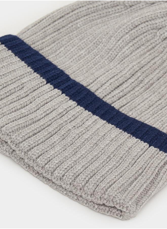 buy-styli-contrast-detail-knit-beanie_sdk