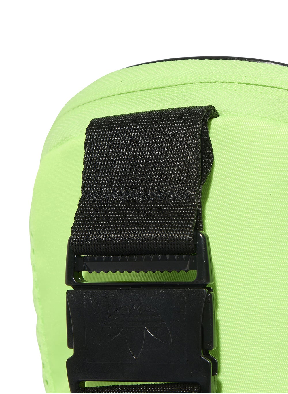 buy-adidas-originals-adicolor-small-crossbody_7du