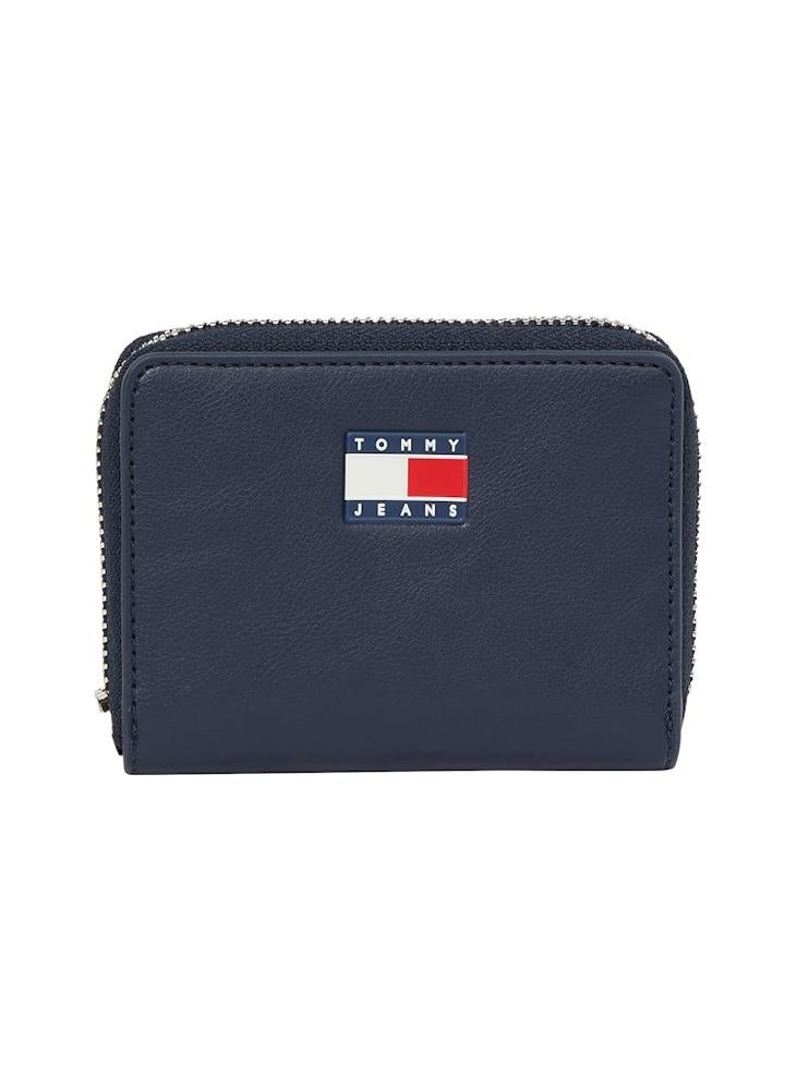 buy-tommy-jeans-essential-small-zip-wallet_ek1
