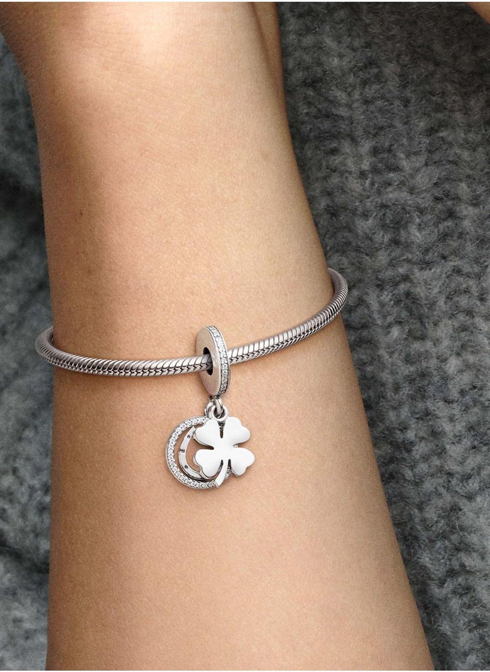 buy-pandora-lucky-four-leaf-clover-dangle-charm_9i9