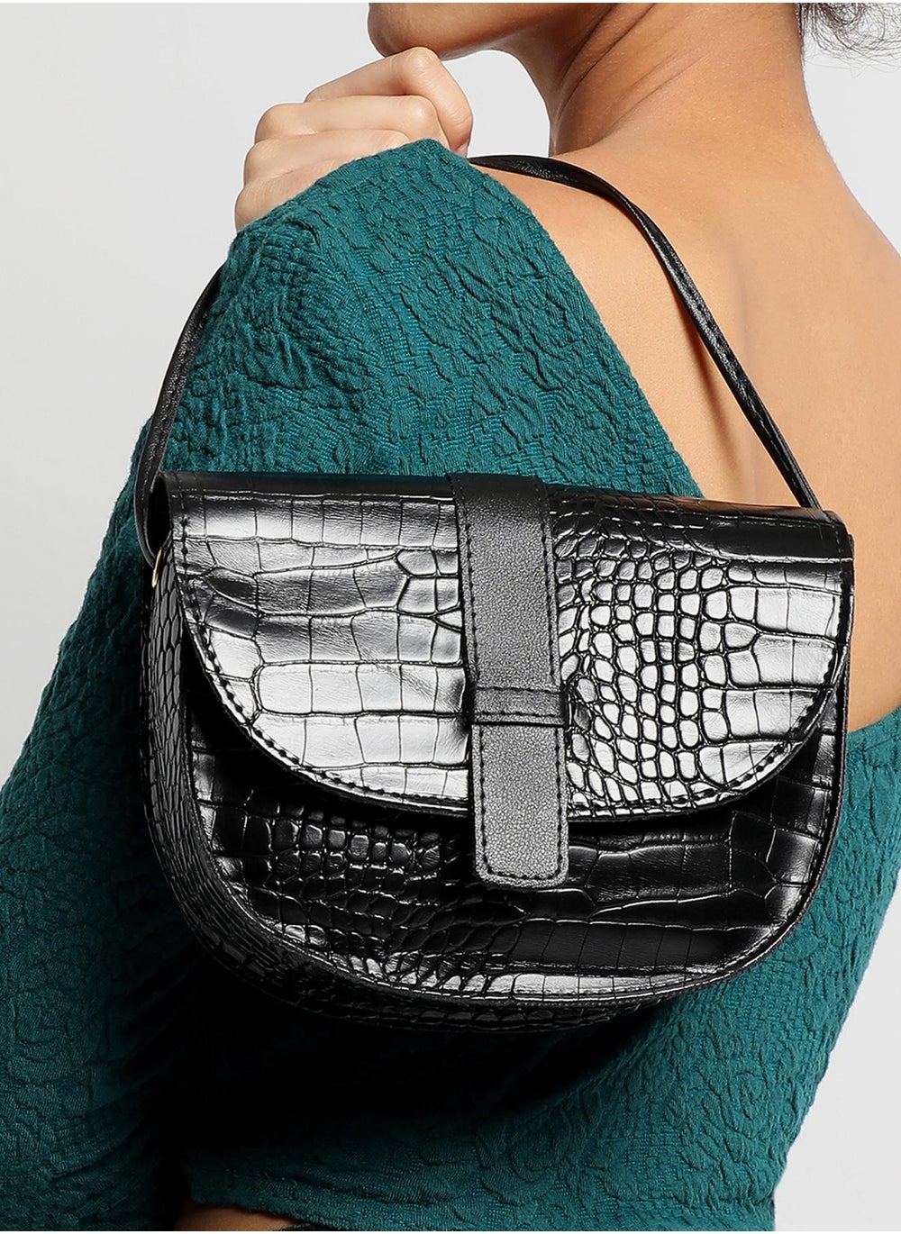 buy-haute-sauce-croco-black-cross-body-bag_ap1