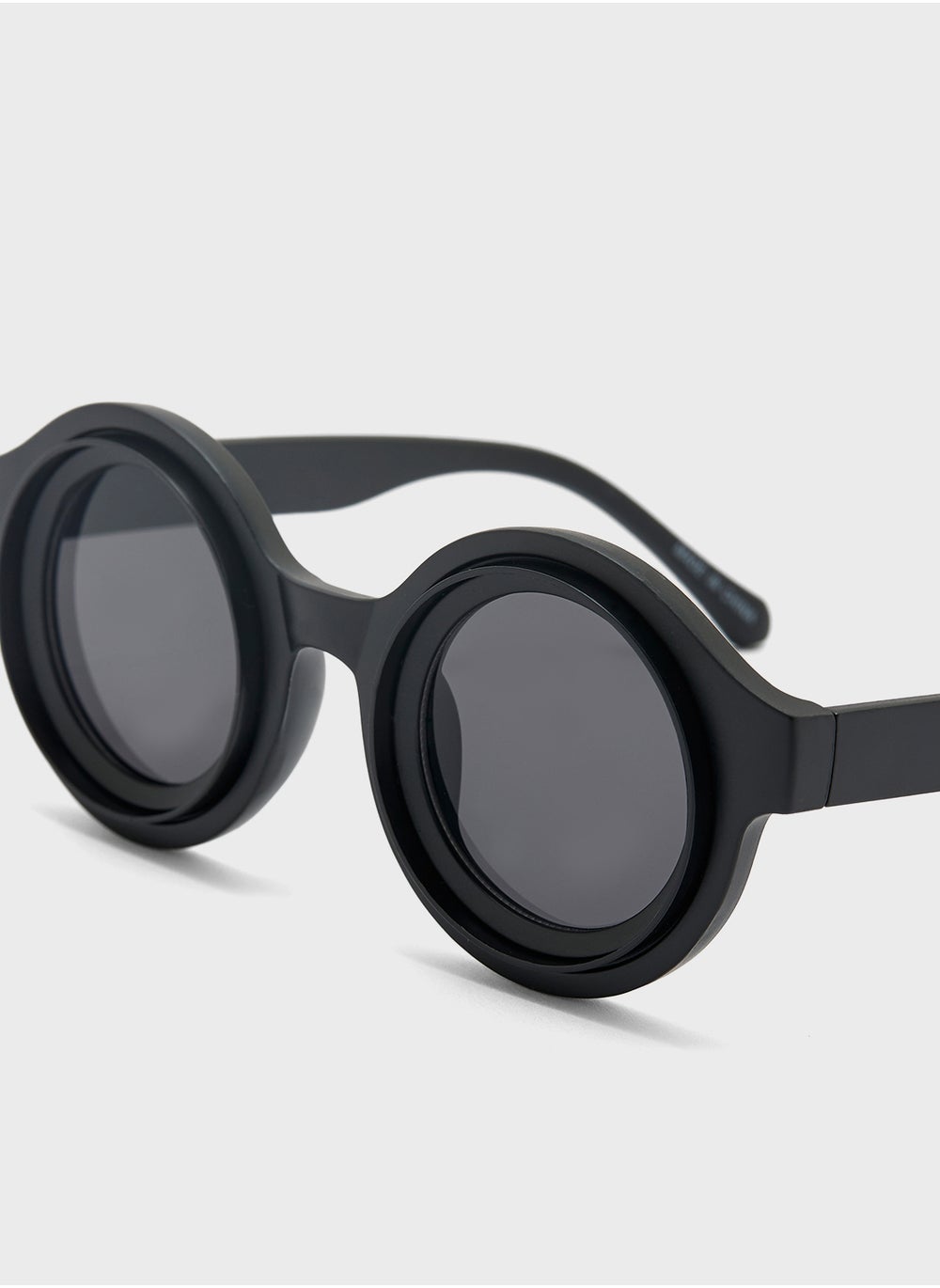 buy-ginger-round-len-sunglasses_y5d