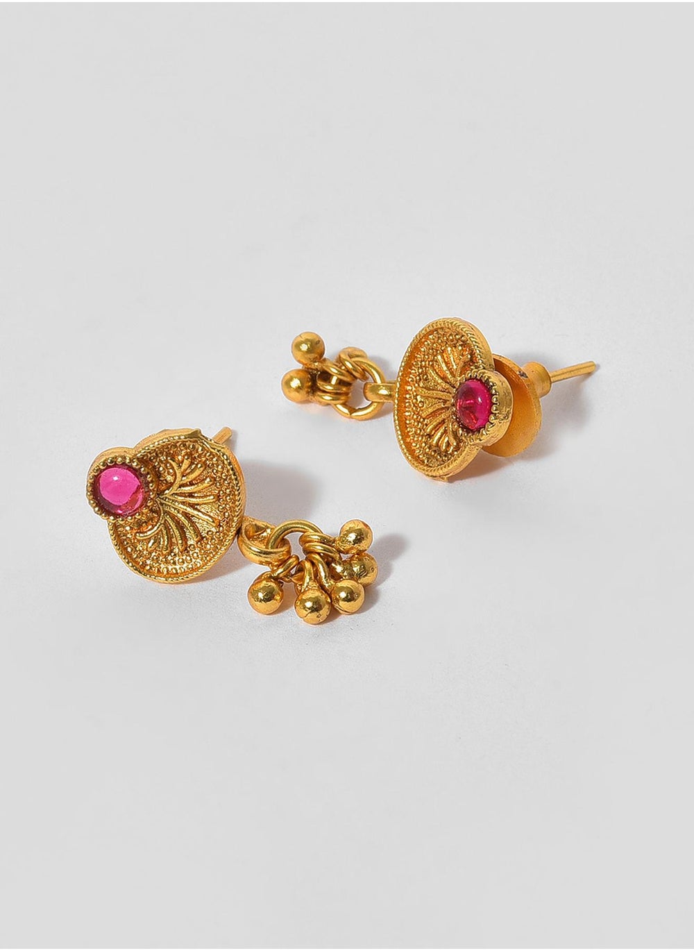 buy-sohi-pink-stone-studded-jewellery-set_17f
