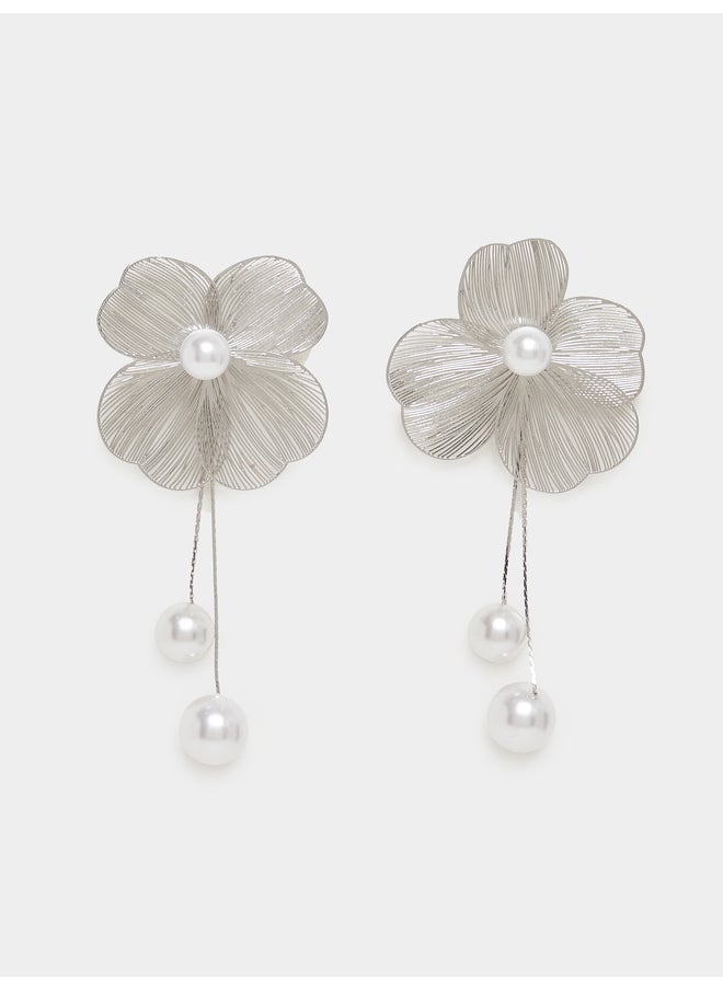 buy-styli-styli-pearl-drop-flower-dangle-earrings_9ca