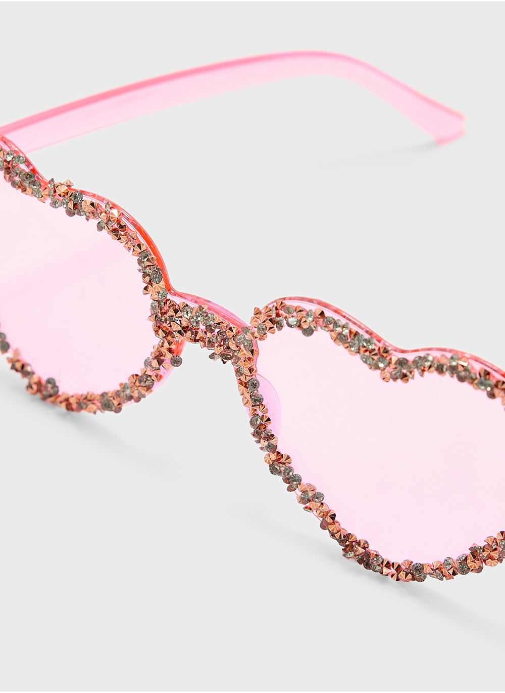 buy-ginger-novelty-heart-embellished-sunglasses_8ug