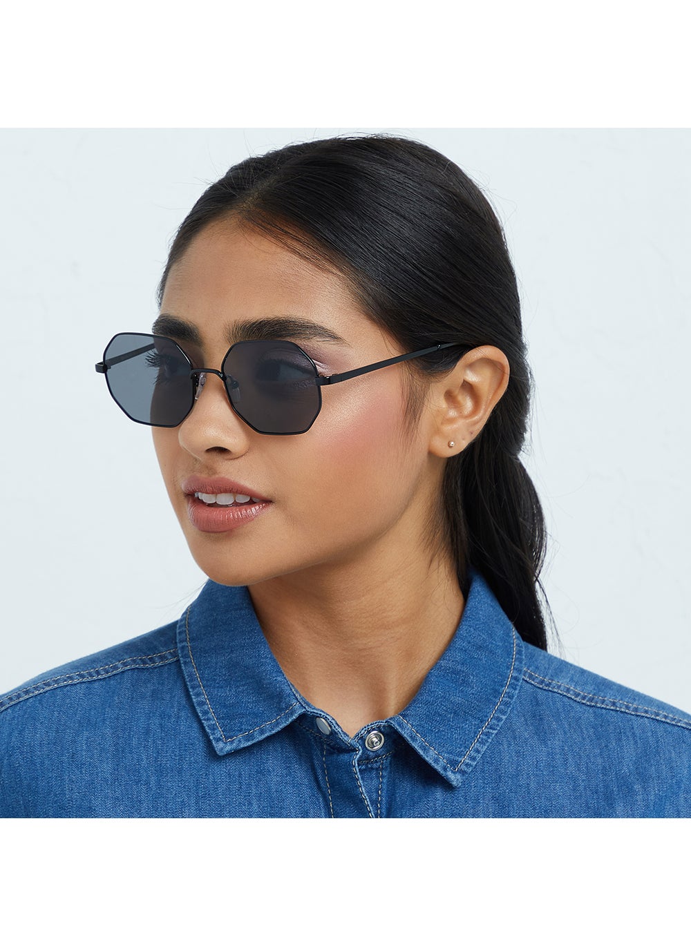 buy-blackout-blackout-famous-geometric-full-rim-sunglasses_5c4
