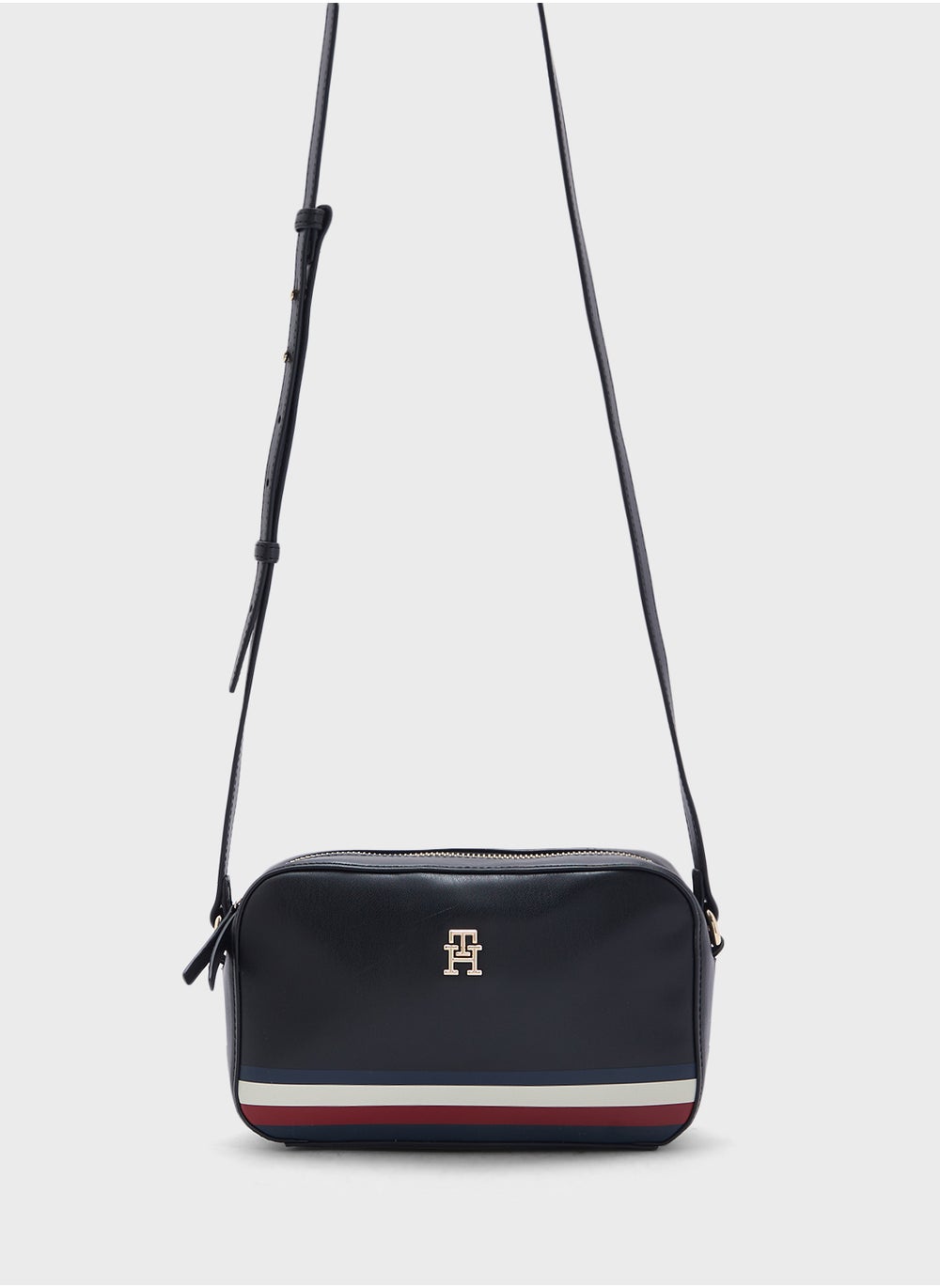 buy-tommy-hilfiger-logo-zip-through-crossbody_zm0