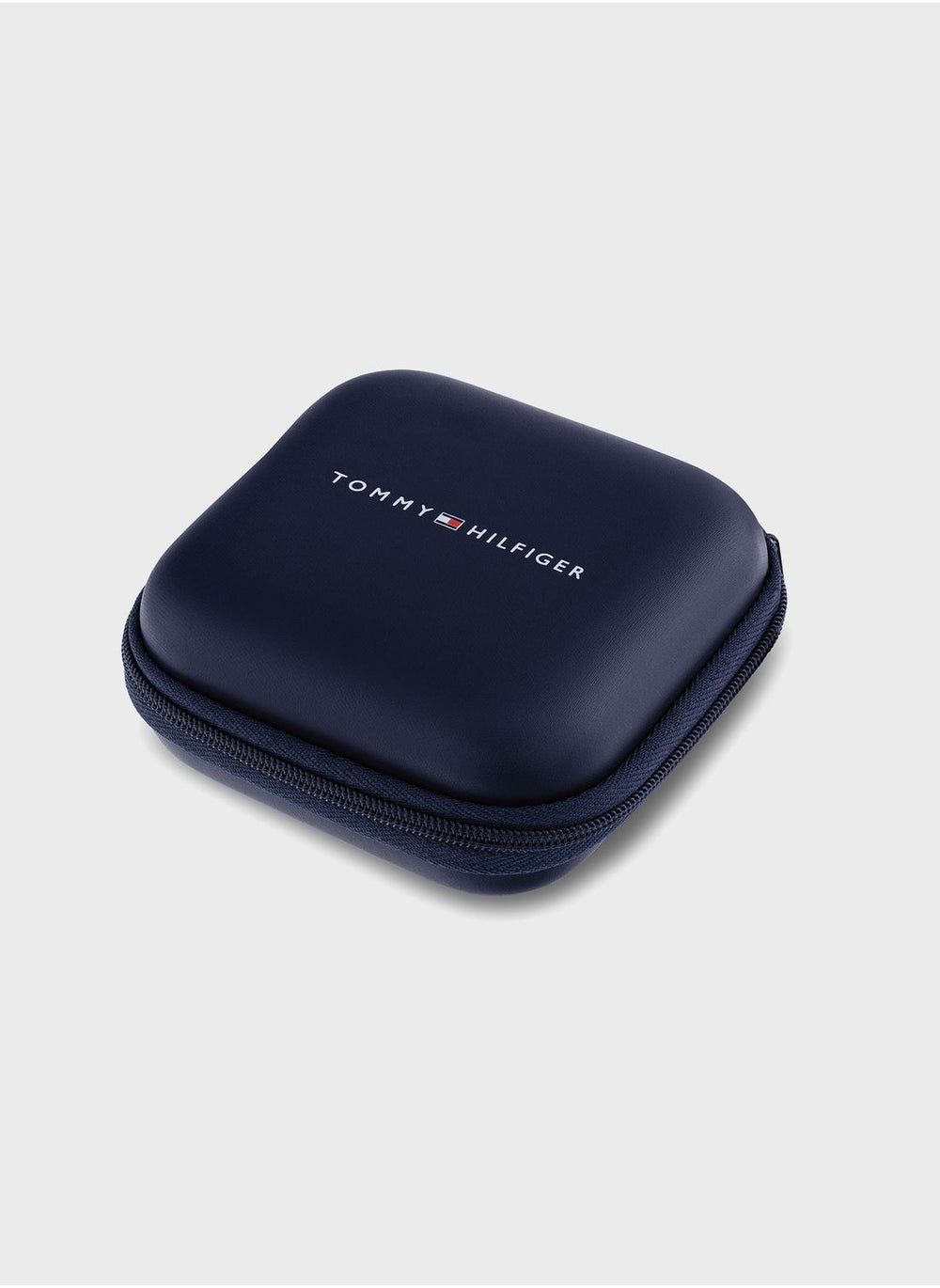 buy-tommy-hilfiger-round-earrings_7yz