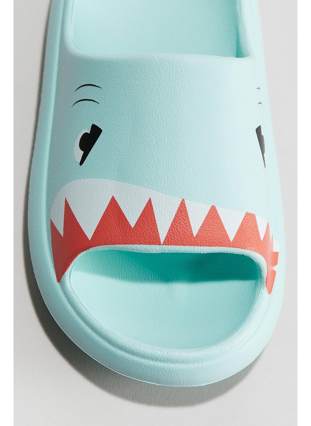 buy-h-m-printed-chunky-pool-slides_l9r