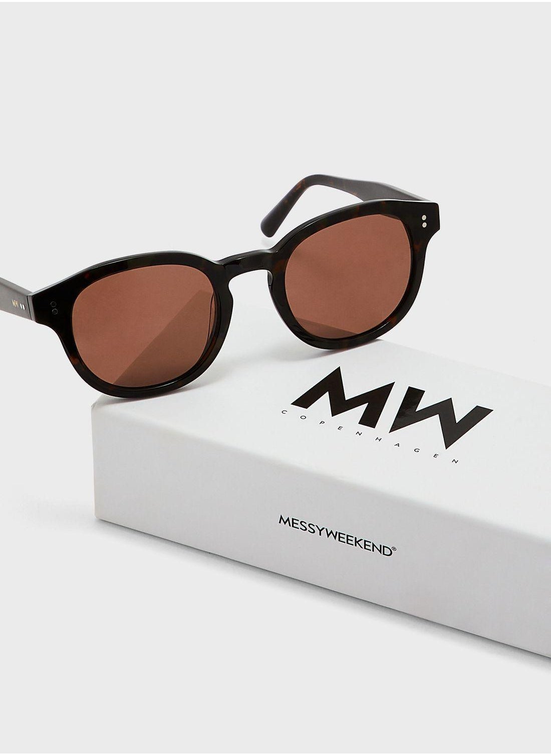 buy-messyweekend-bille-shape-sunglasses_bfw