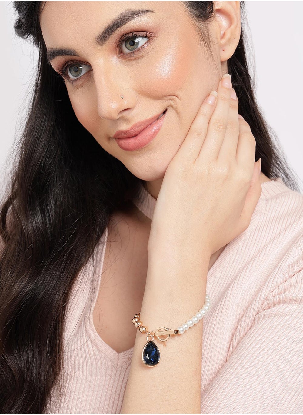 buy-sohi-white-pearls-link-bracelet_phi