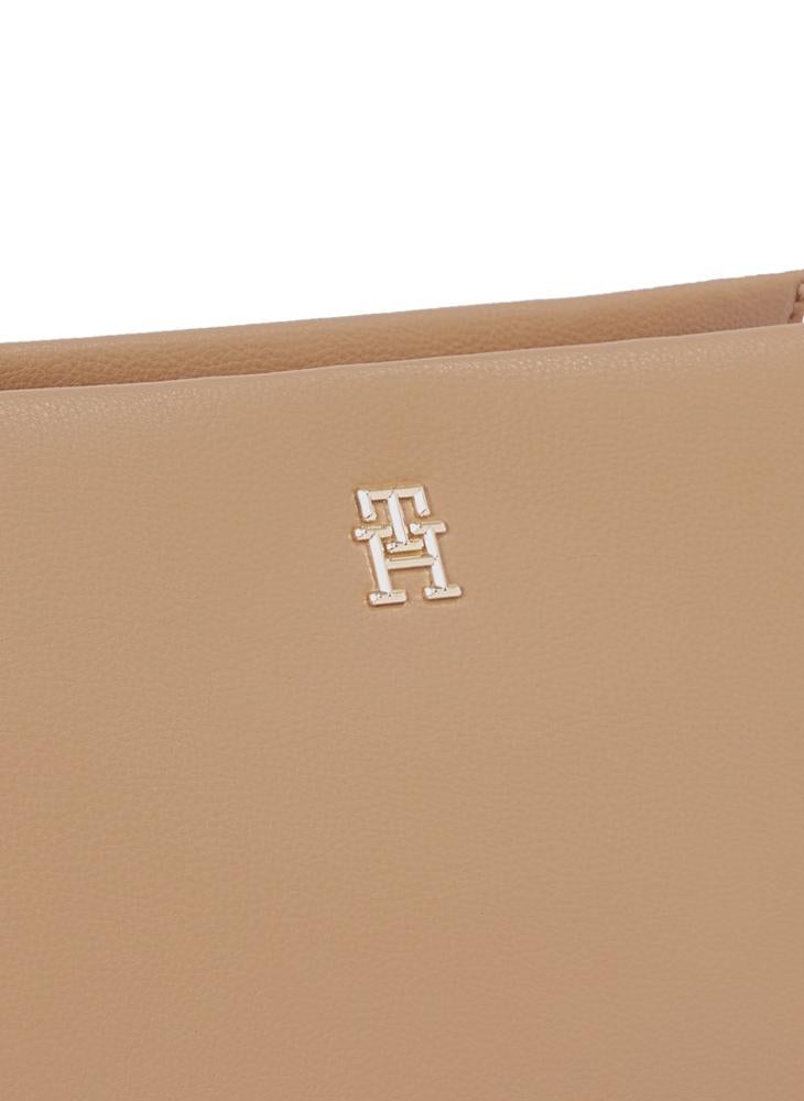 buy-tommy-hilfiger-mini-crossbody-bag_c8o