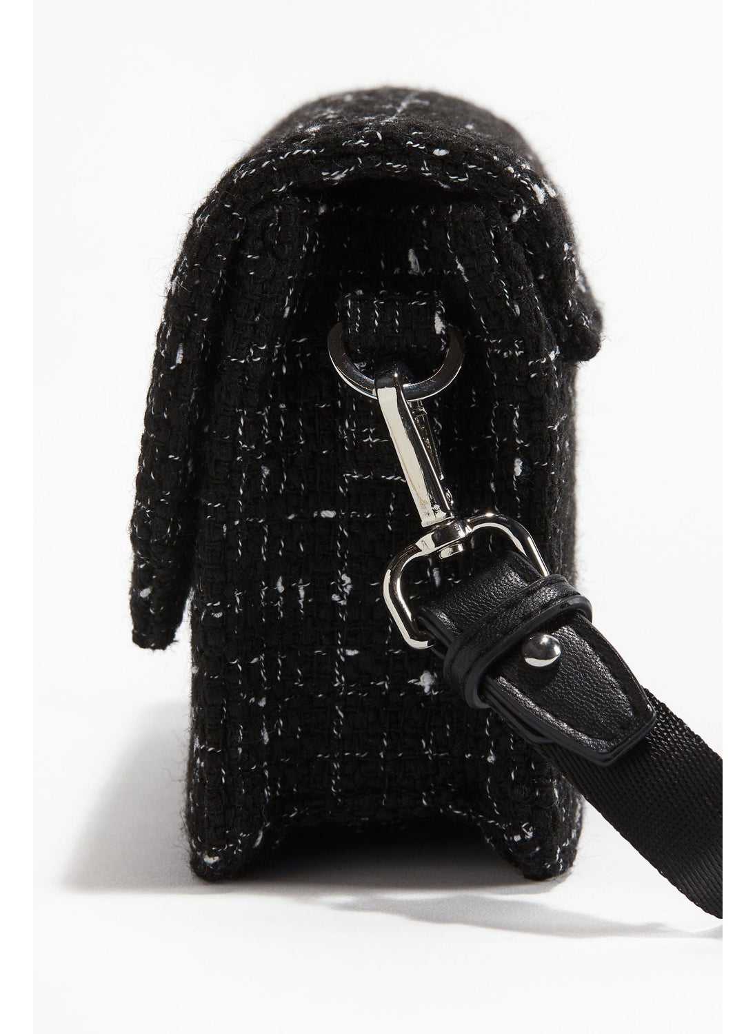 buy-h-m-boucle-crossbody-bag_hjh