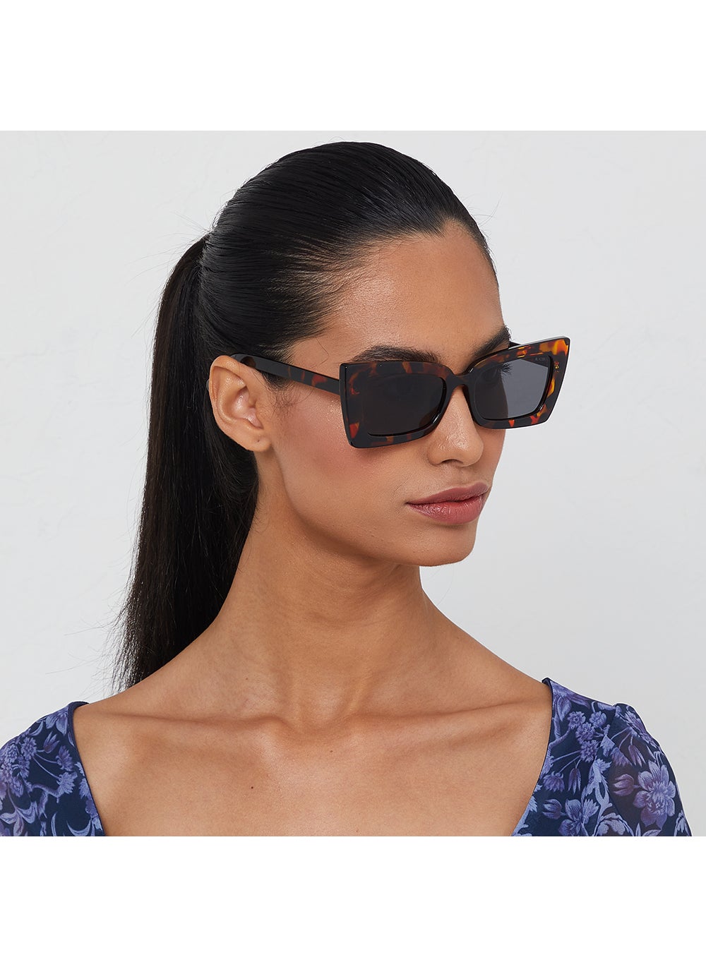 buy-blackout-blackout-audrey-cat-eye-full-rim-sunglasses_ptw