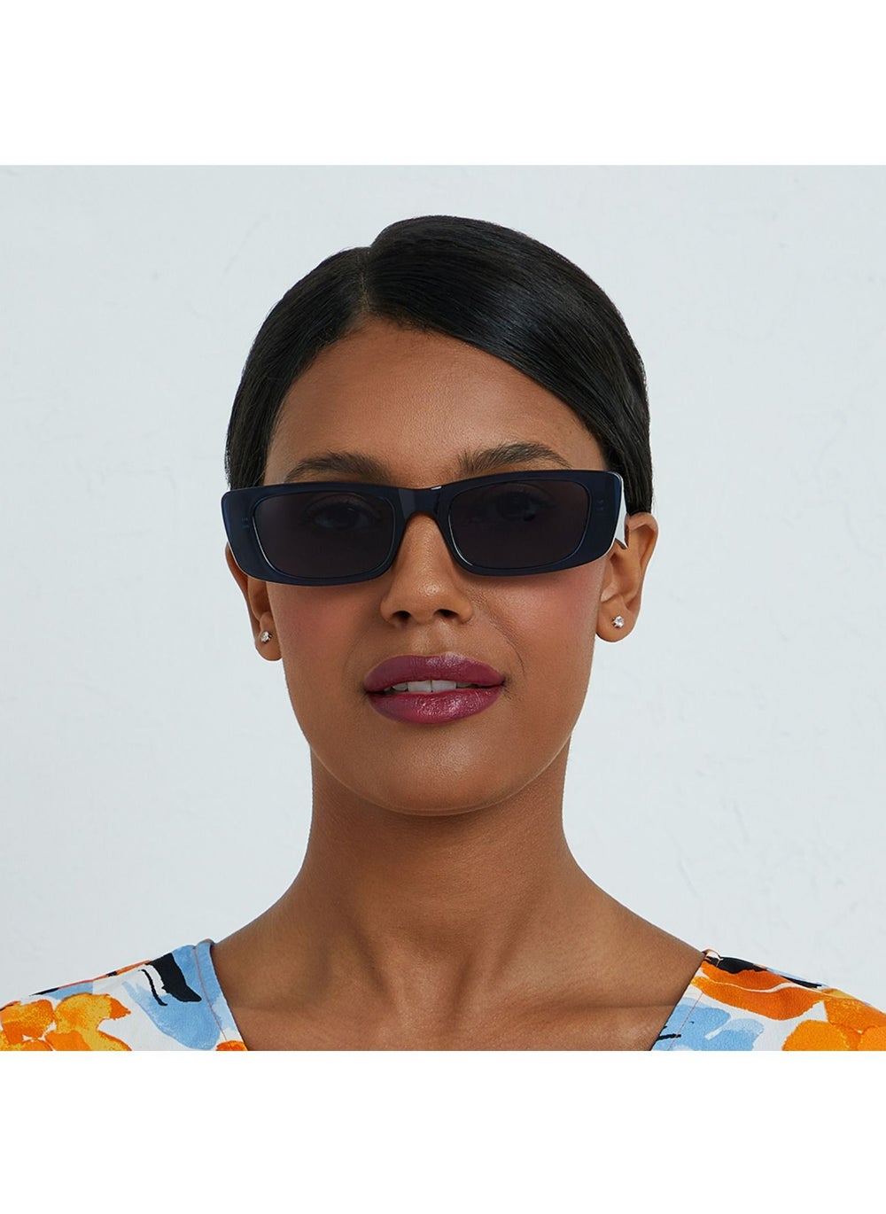 buy-blackout-manhattan-women-blue-sunglasses-frame-material-thermoplastic-rubber-tr90-frame-color-blue-lens-color-blue-full-rim_wc5