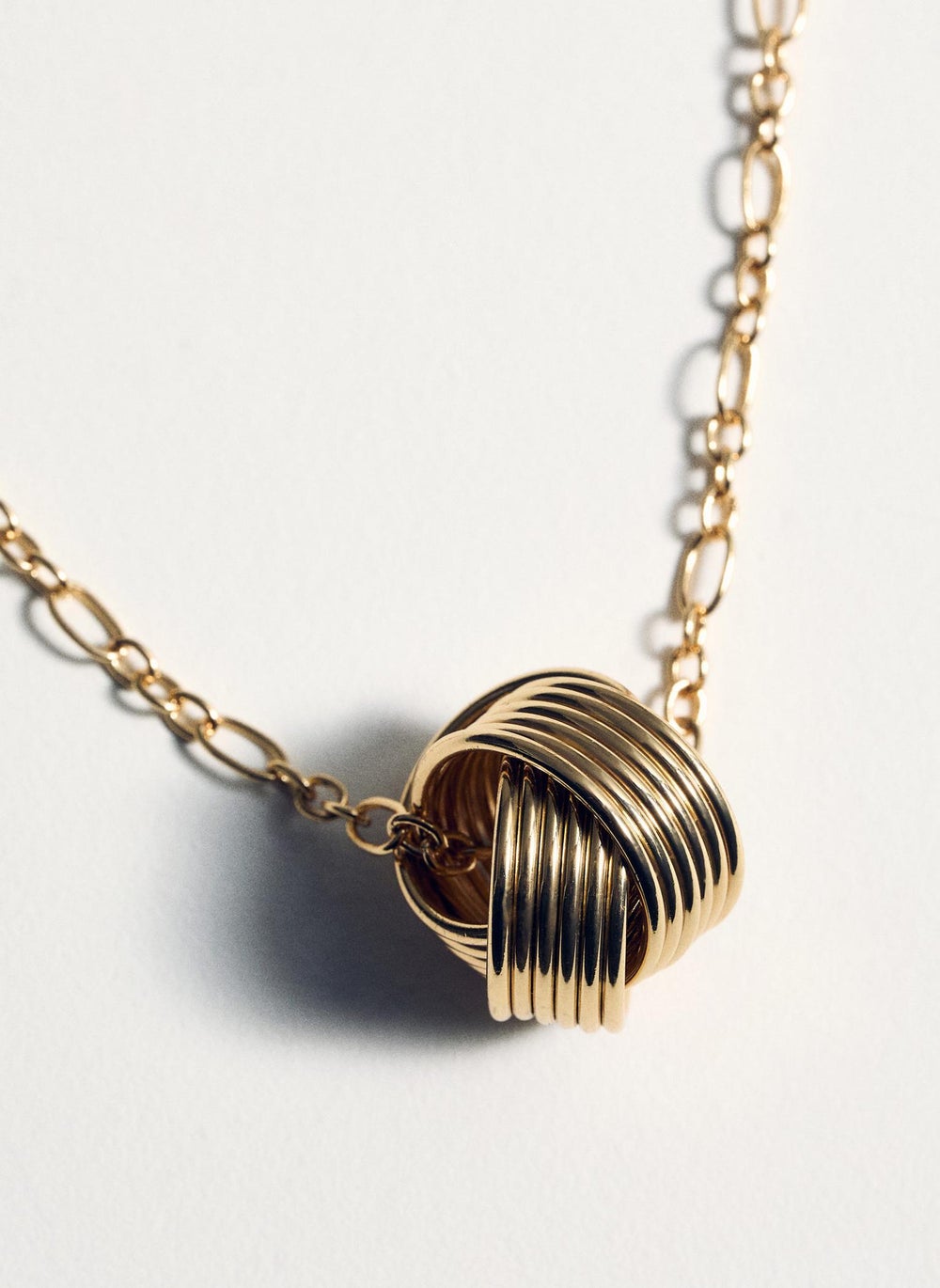 buy-mango-interlocking-hoops-pendant-chain-necklace_osp