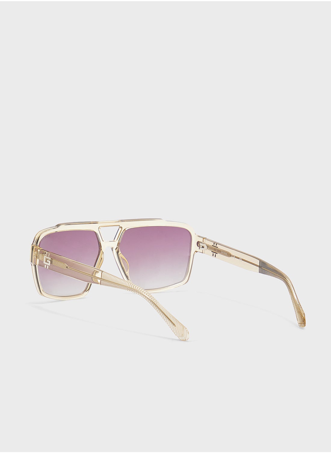 buy-guess-gu0022357z61-wayfarers-sunglasses_yay