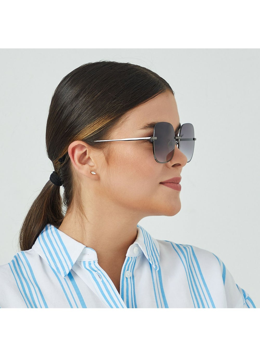 buy-blackout-geo-women-gray-sunglasses-frame-material-metal-frame-color-gray-lens-color-black-full-rim_m34