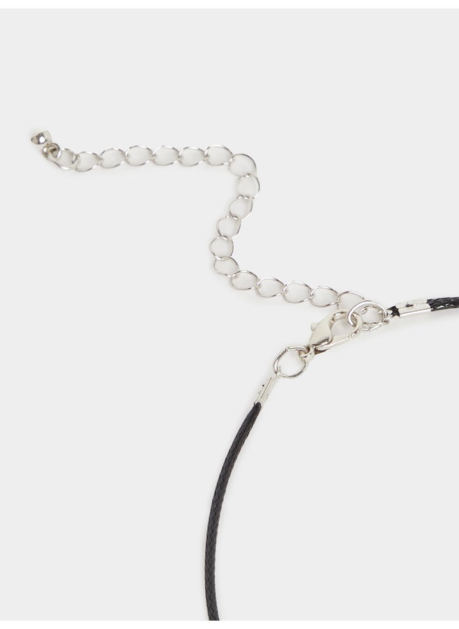 buy-styli-styli-shell-drop-necklace-and-dangle-earrings-set_3ph