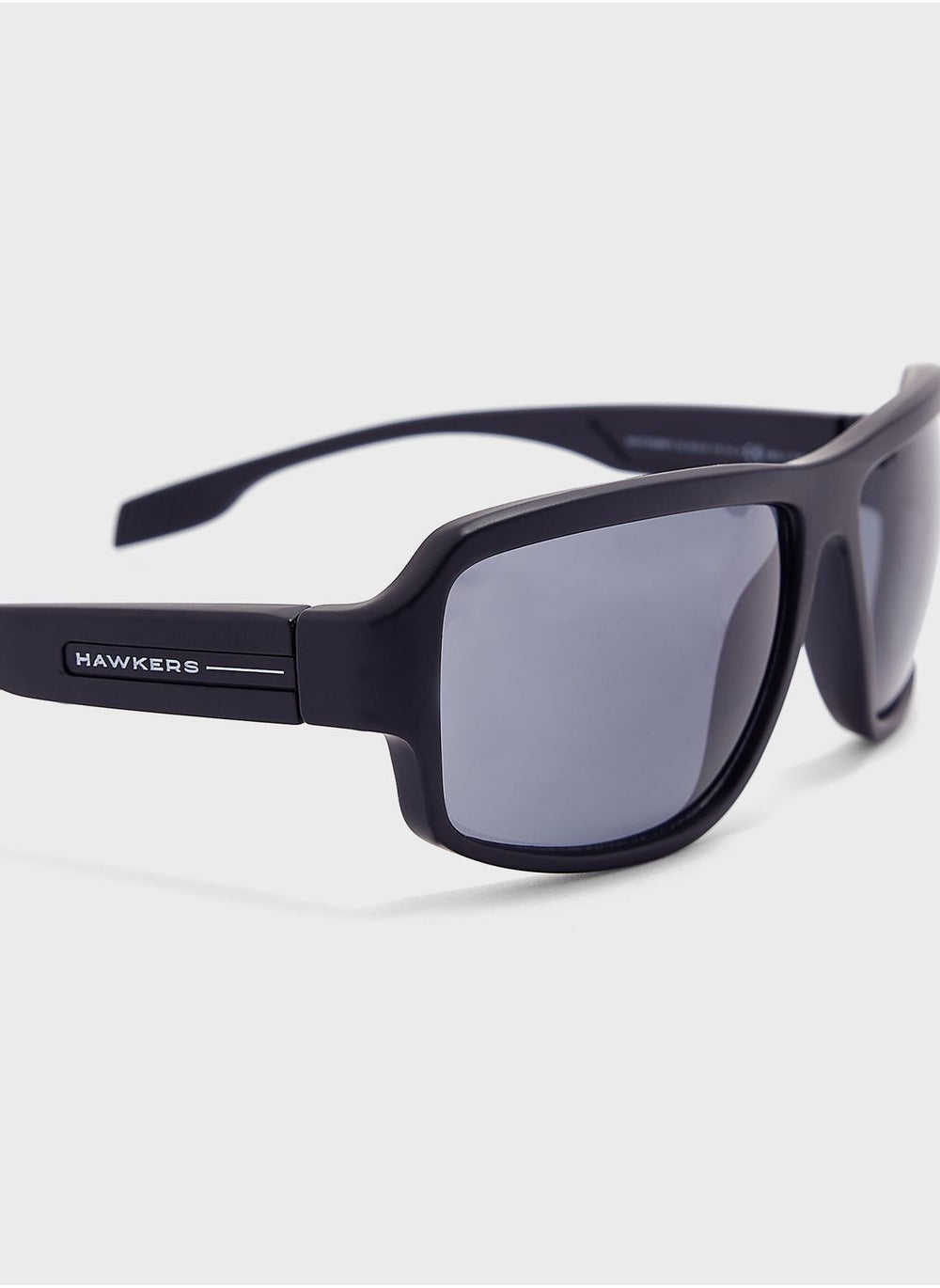 buy-hawkers-f18-oversized-sunglasses_bck