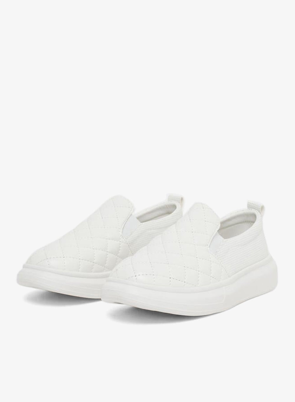 buy-styli-quilted-slip-on-sneakers_m5g