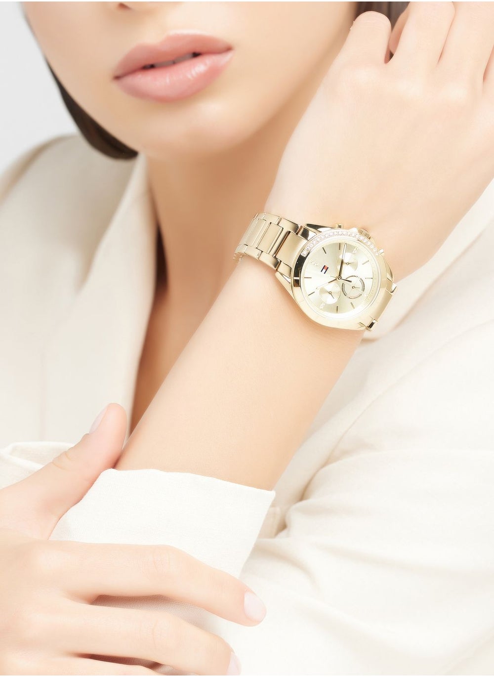 buy-tommy-hilfiger-kennedy-round-analog-watch_sqa