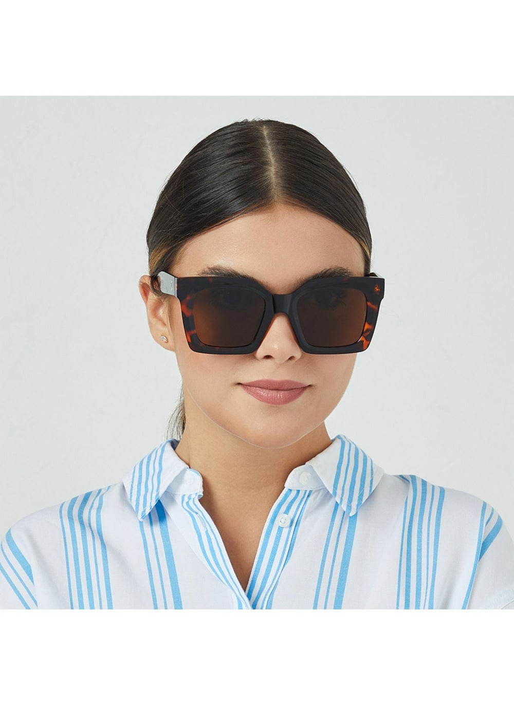 buy-blackout-tessera-women-tortoise-sunglasses_uvj