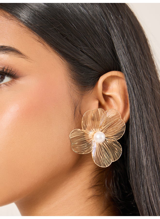 buy-styli-styli-floral-oversize-earrings_03n