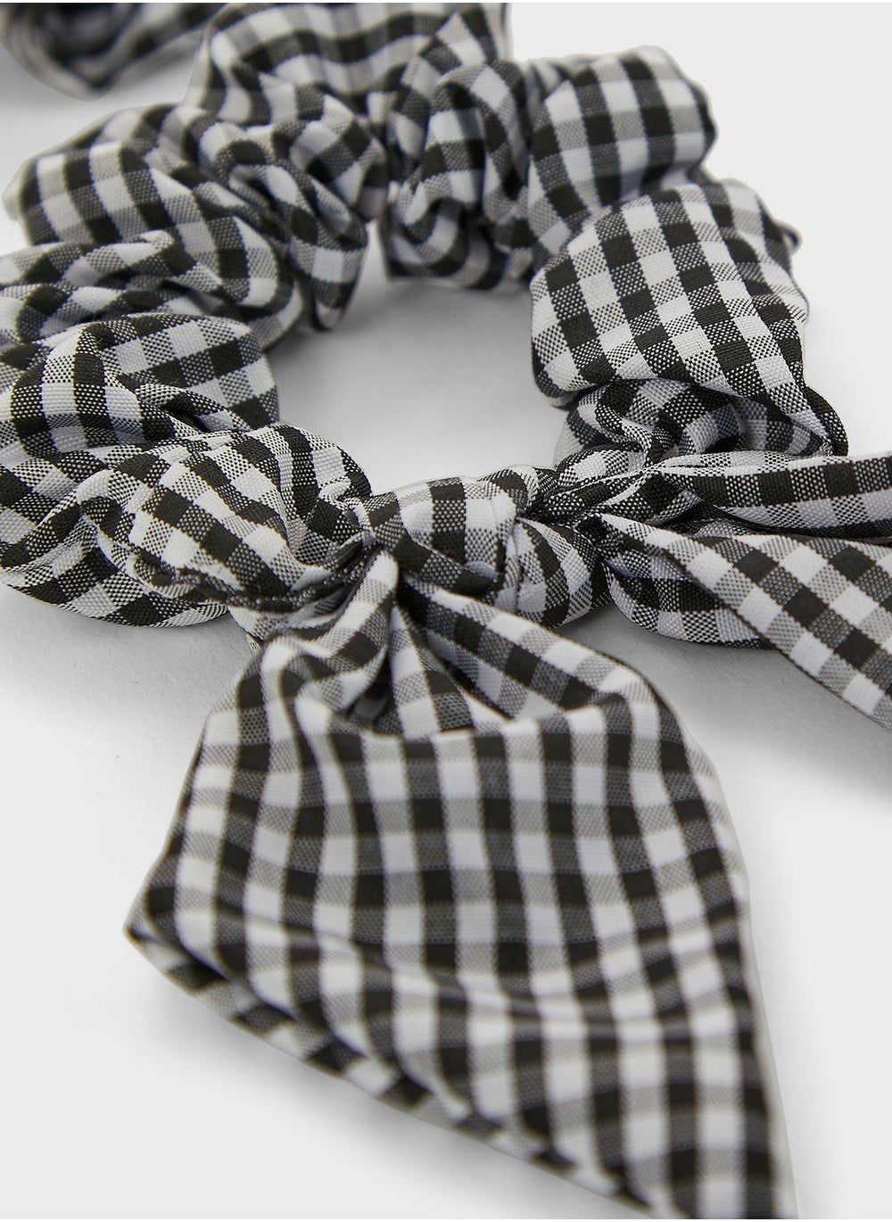 buy-na-kd-2-pack-scrunchies_cag