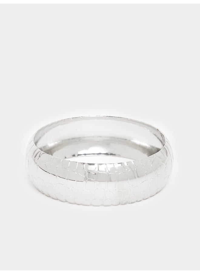 buy-styli-styli-metallic-chunky-bangle_wu2