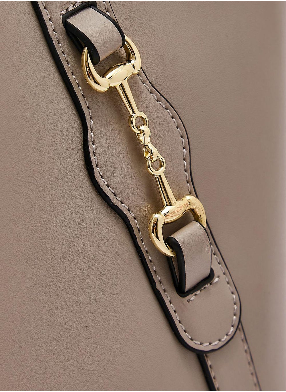 buy-khizana-horsebit-detail-tote-bag_6n6