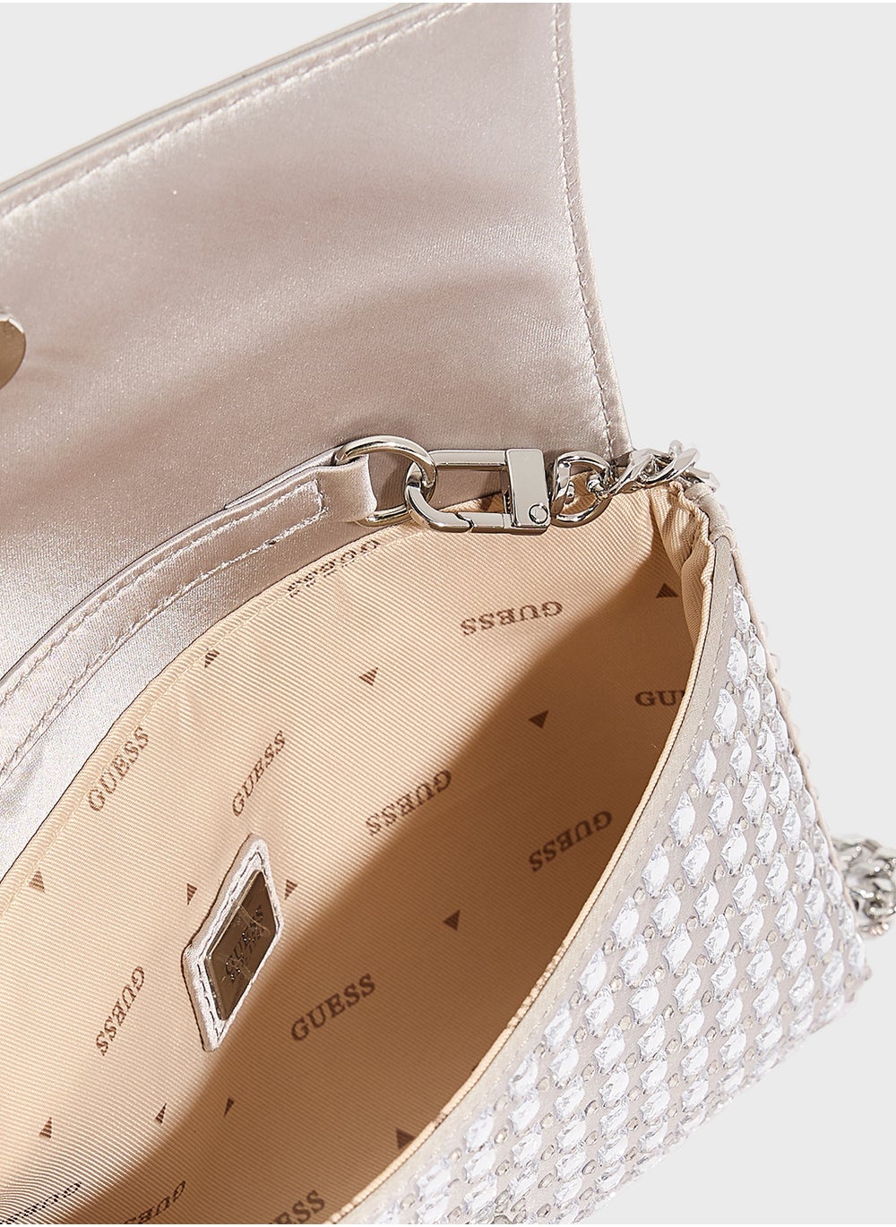 buy-guess-zalina-flap-clutch_wic