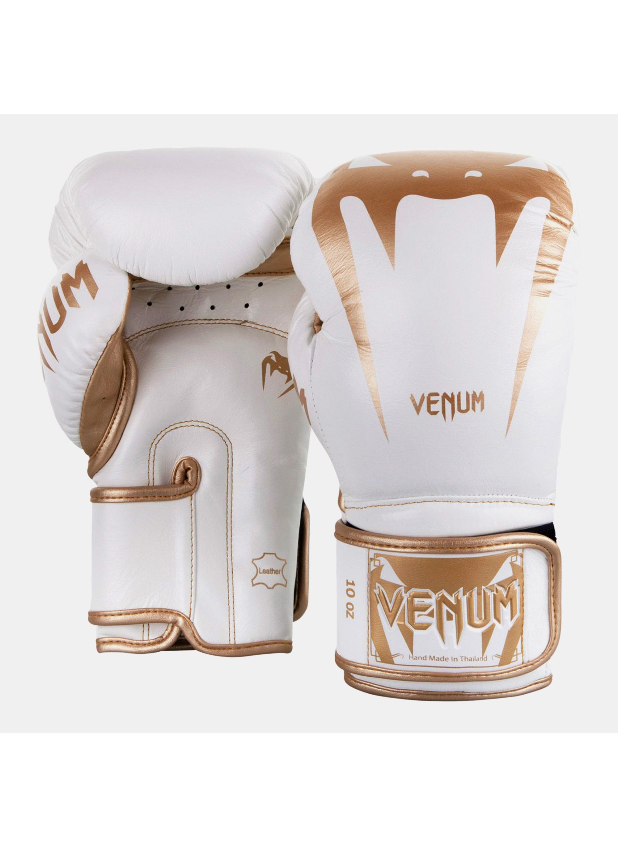 buy-venum-giant-3-0-boxing-gloves-14-oz_qd3