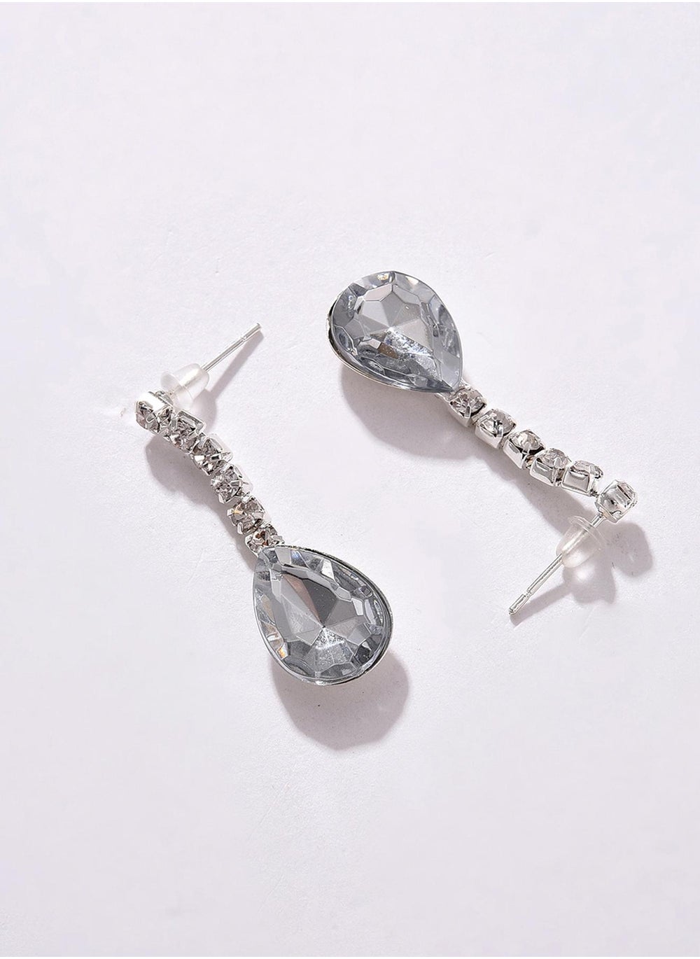 buy-sohi-white-stones-studded-jewellery-set_k1n