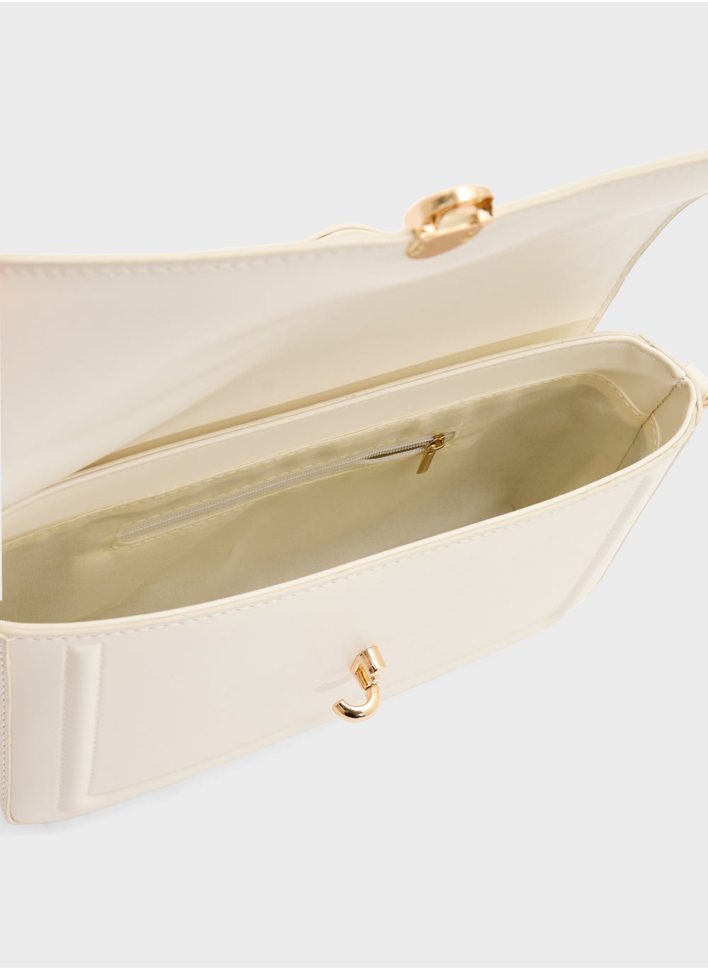 buy-ella-classic-shoulder-bag_huq