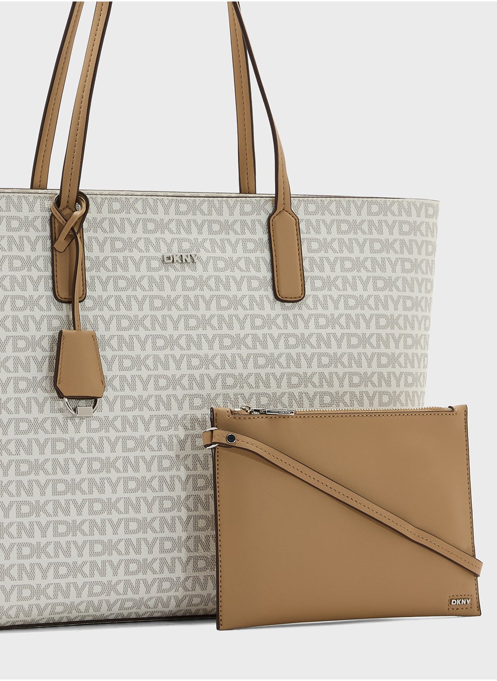 buy-dkny-logo-saige-tote_dak