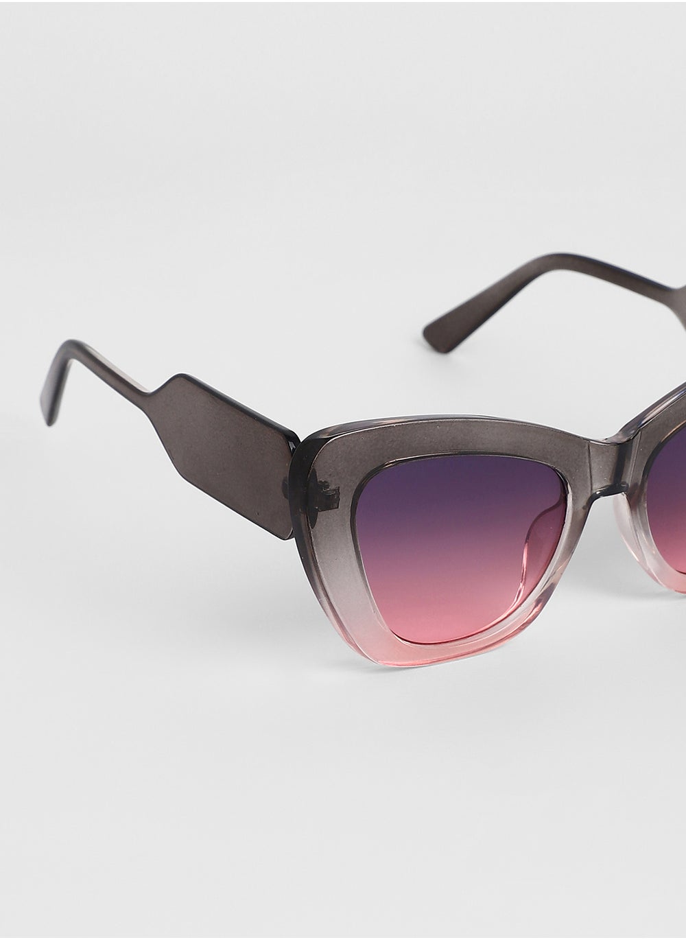 buy-haute-sauce-haute-sauce-women-s-the-city-cateye-sunglasses-for-casual-wear-one-size-charcoal-black-polycarbonate-frame-midnight-black-polarized-lens-full-rim-eyewear-for-woman-girls_gz5