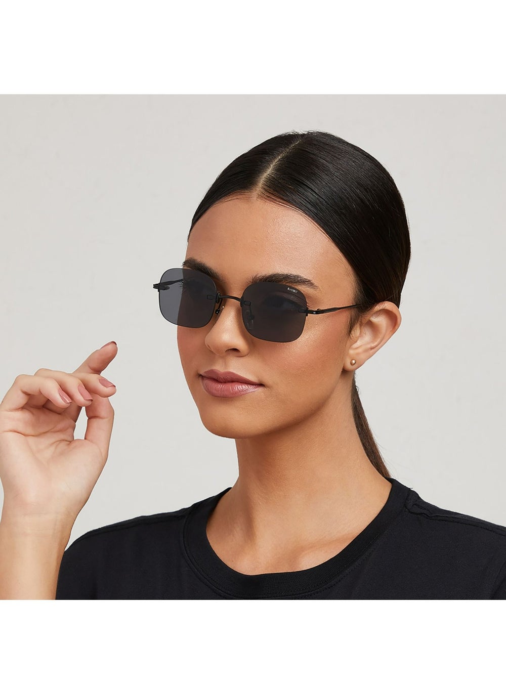 buy-blackout-angelina-women-black-sunglasses-frame-material-metal-frame-color-black-lens-color-gray-full-rim_nmm
