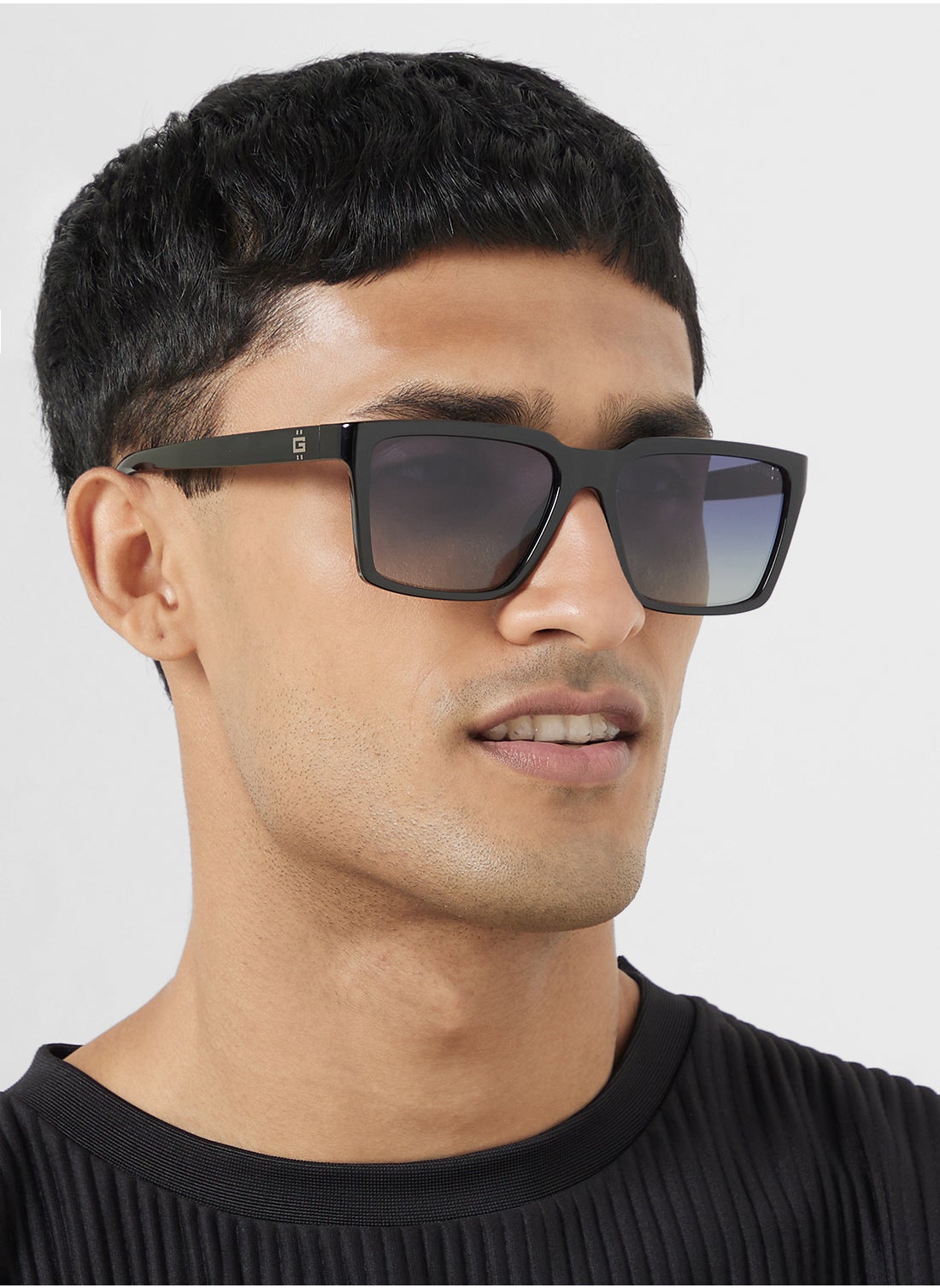 buy-guess-uv-protected-oversized-sunglasses_fpu