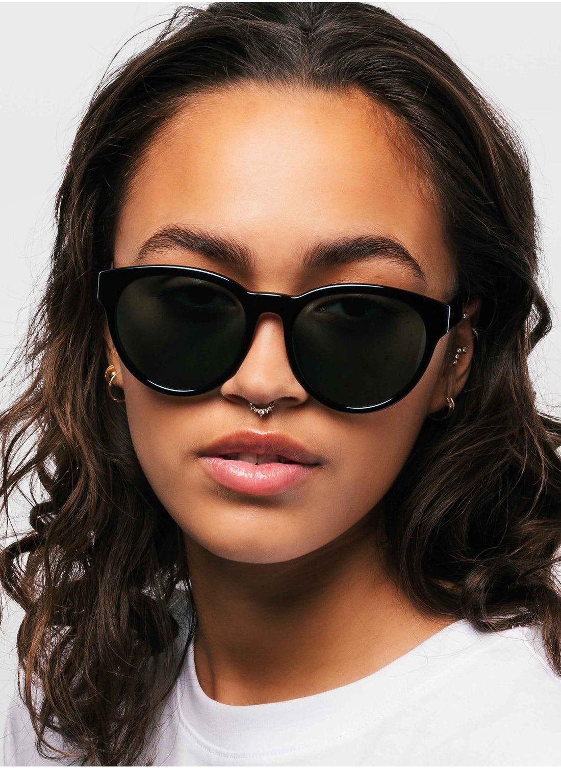 buy-messyweekend-rita-sophia-wayfarers-sunglasses_g2v