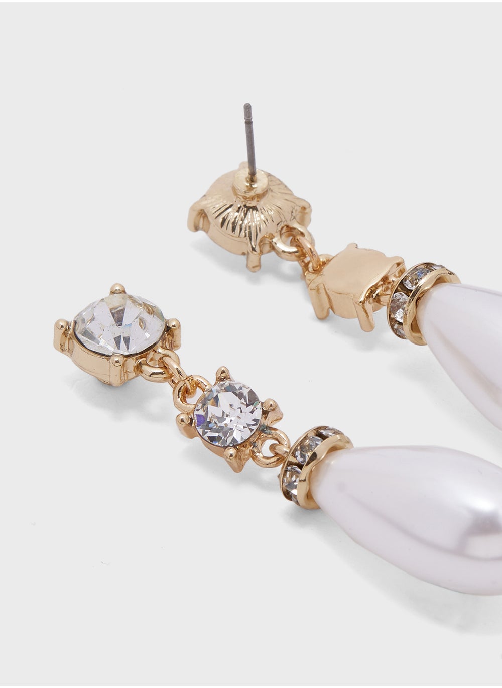 buy-ella-limited-edition-by-namshi-diamante-pearl-drop-earrings_4n5