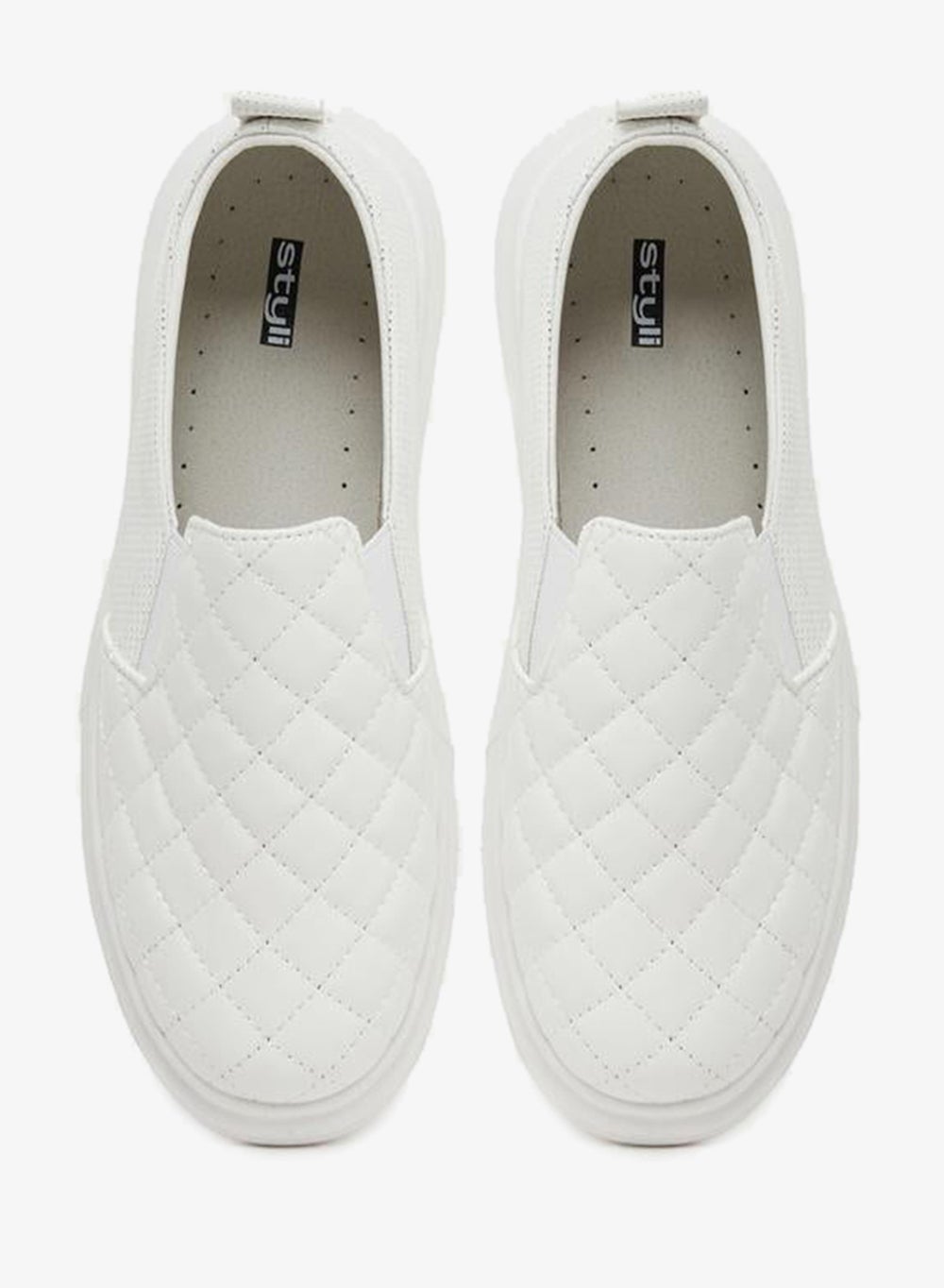 buy-styli-quilted-slip-on-sneakers_qdx
