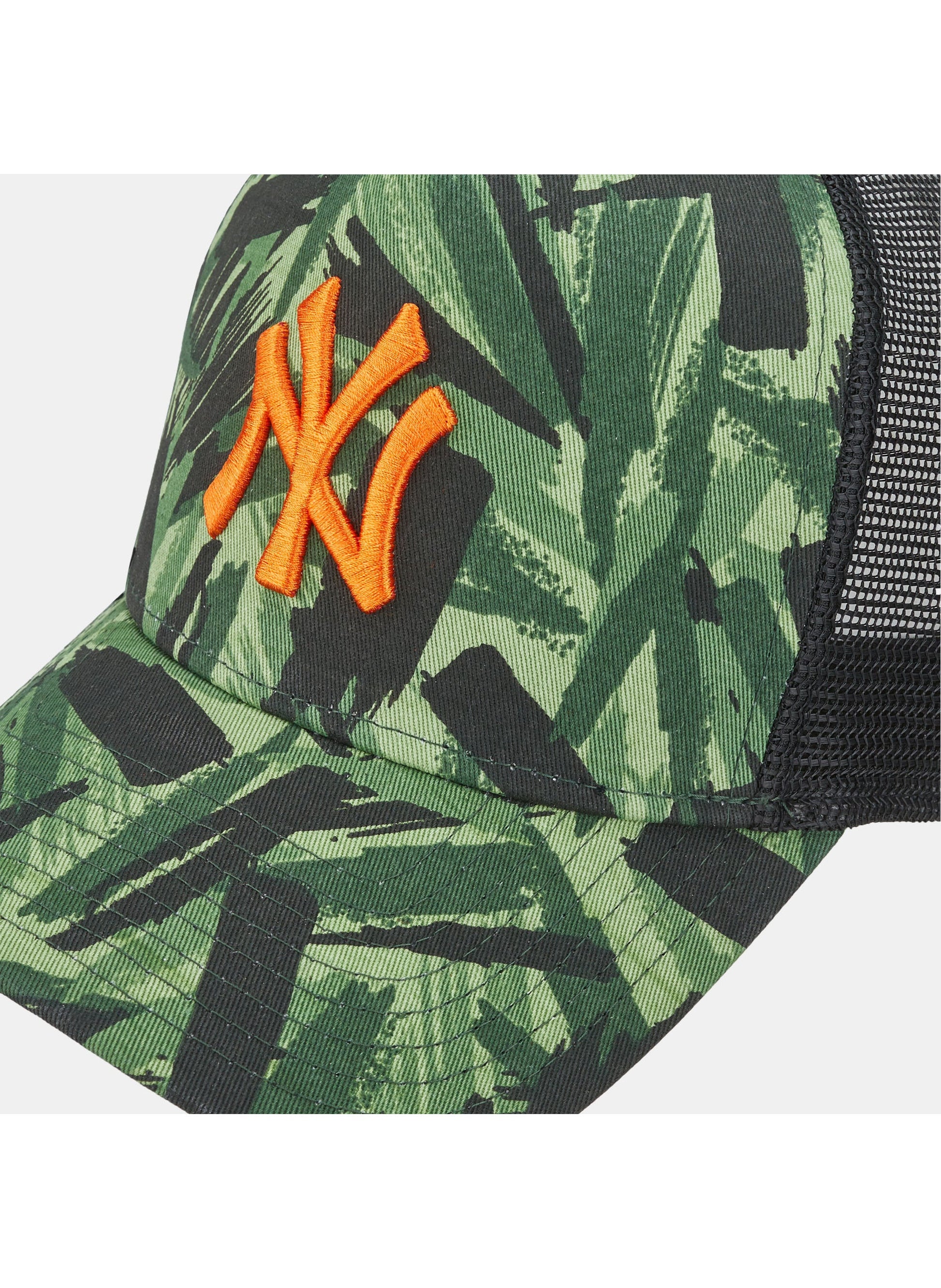 buy-new-era-men-s-new-york-yankees-seasonal-camo-trucker-cap_q7c