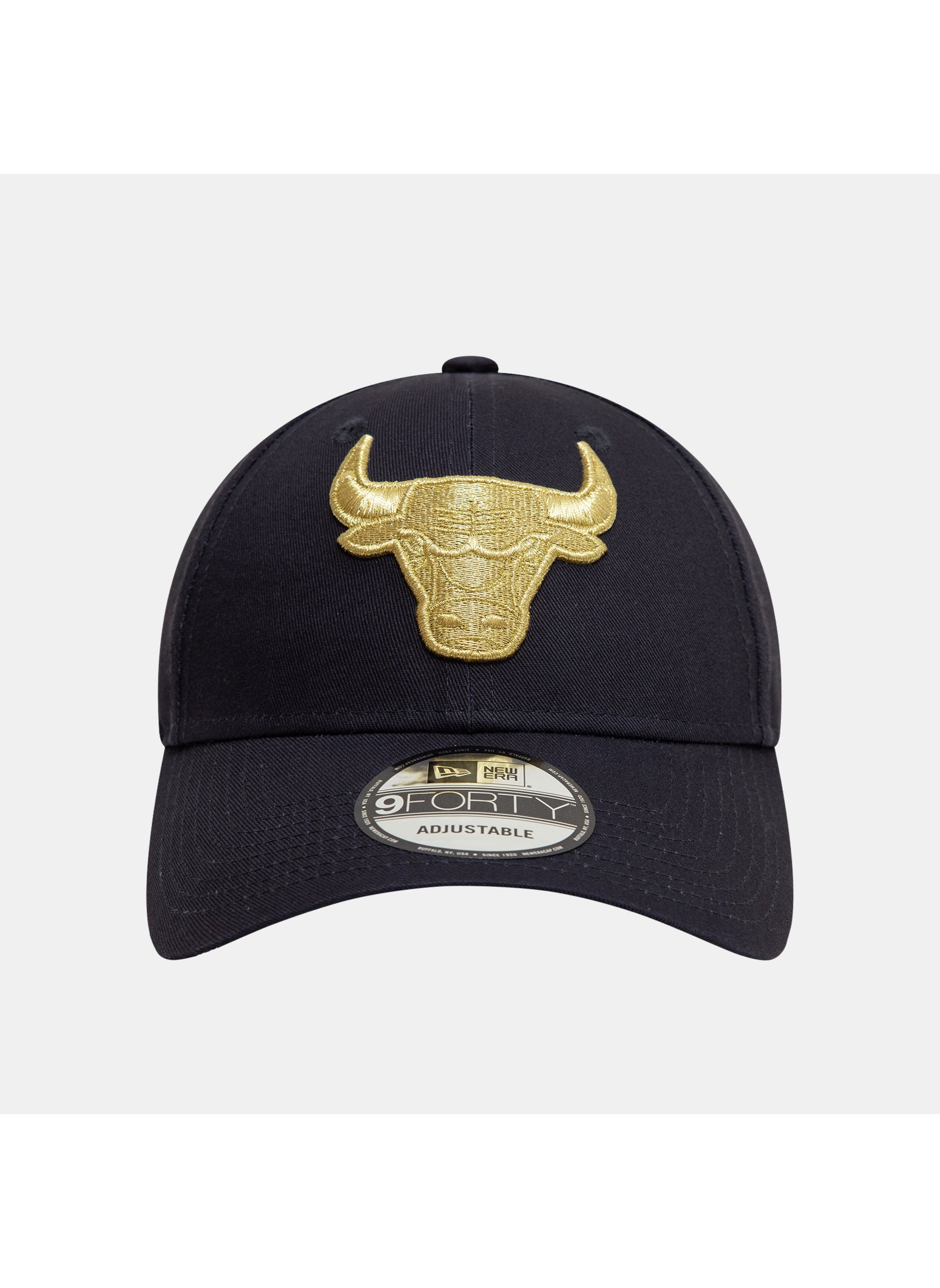 buy-new-era-men-s-nba-chicago-bulls-metallic-badge-9forty-cap_0n2