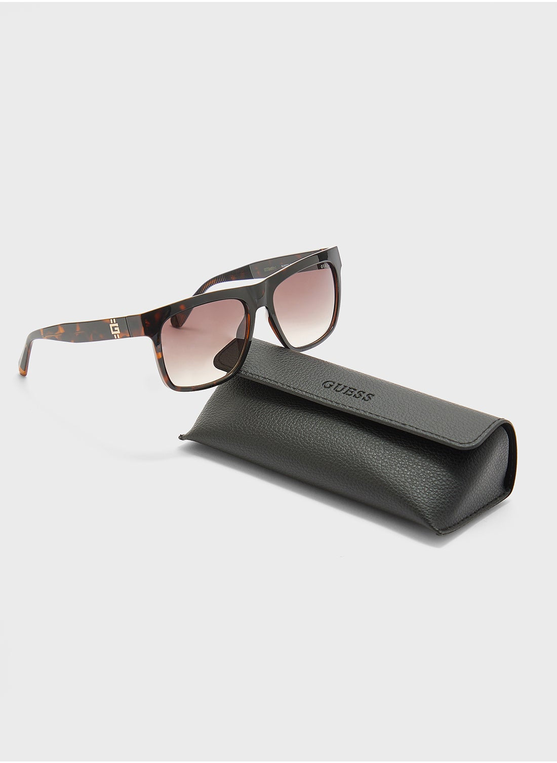 buy-guess-gu0022252f57-wayfarers-sunglasses_x4l