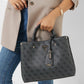 buy-guess-meridian-girlfriend-satchel_ox2
