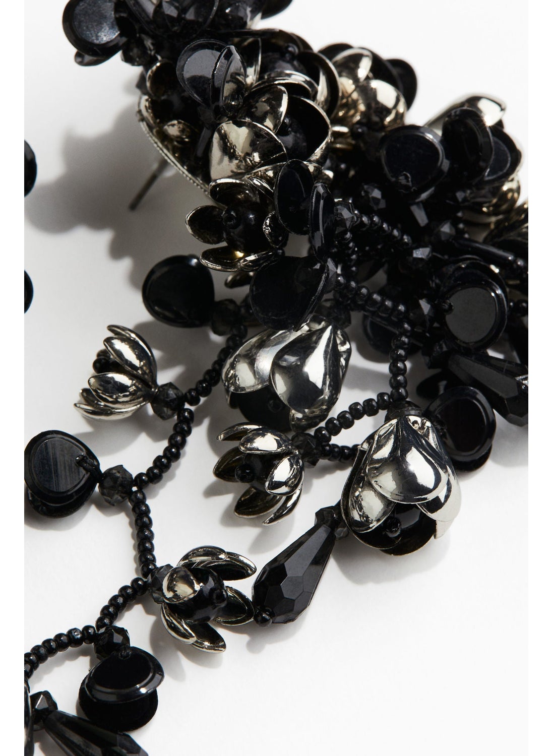 buy-h-m-flower-detail-cluster-earrings_lid
