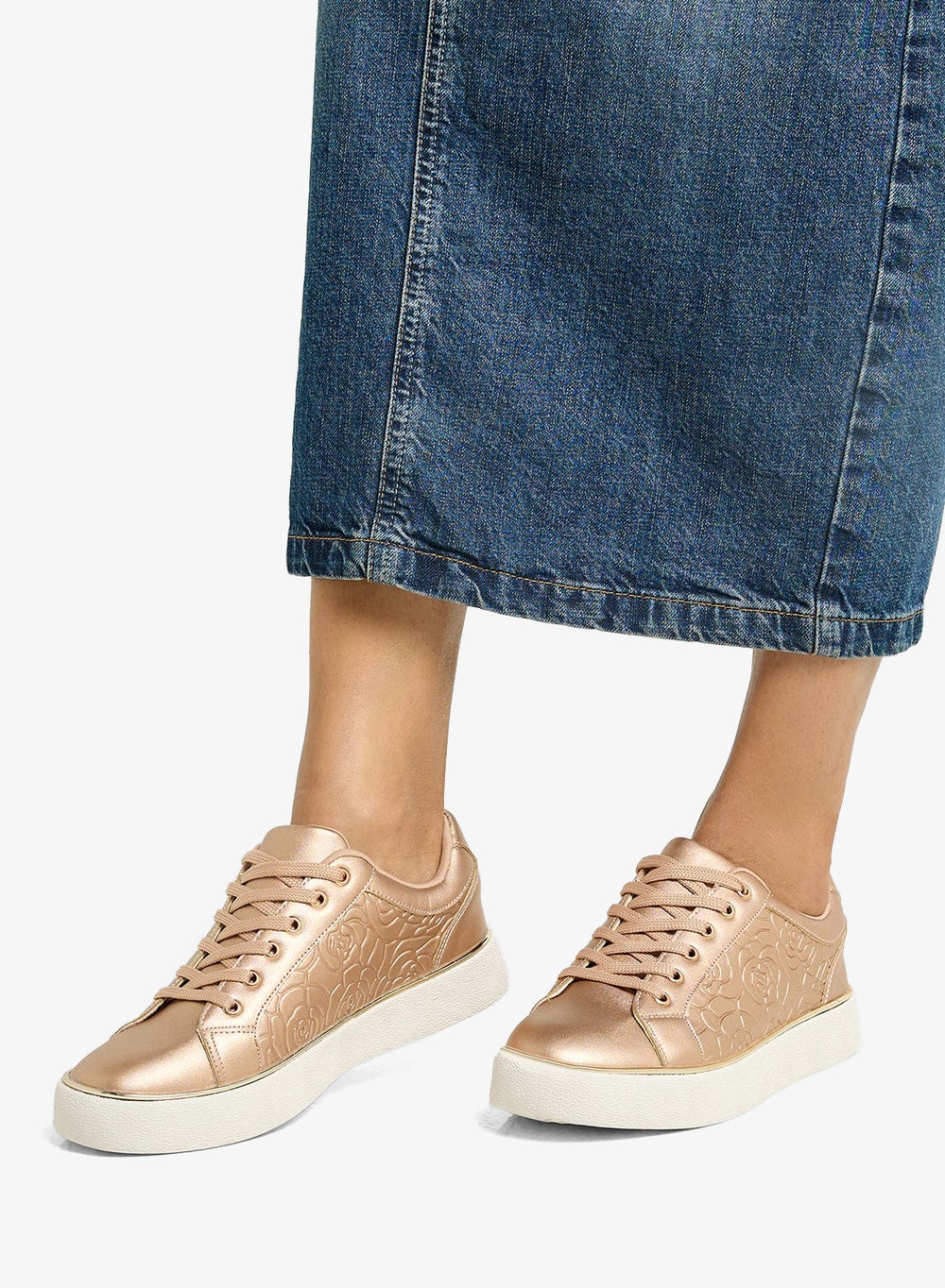 buy-ginger-floral-embossed-panel-sneakers_bg4